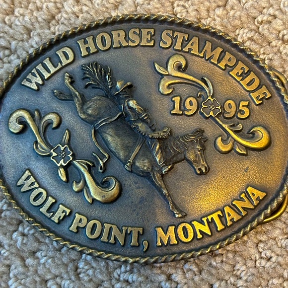 Wild Horse Stampede Other - Siskiyou Ltd Ed Sculpted Western Belt Buckle Wild Horse Stampede 🐺 🐴